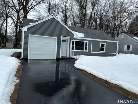 11 Fyler Drive Windsor CT 06095