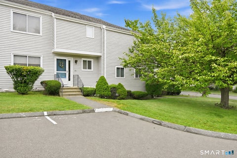 Condo For Sale - 211 Greens Farm Road #211<br/> Branford, CT 06405