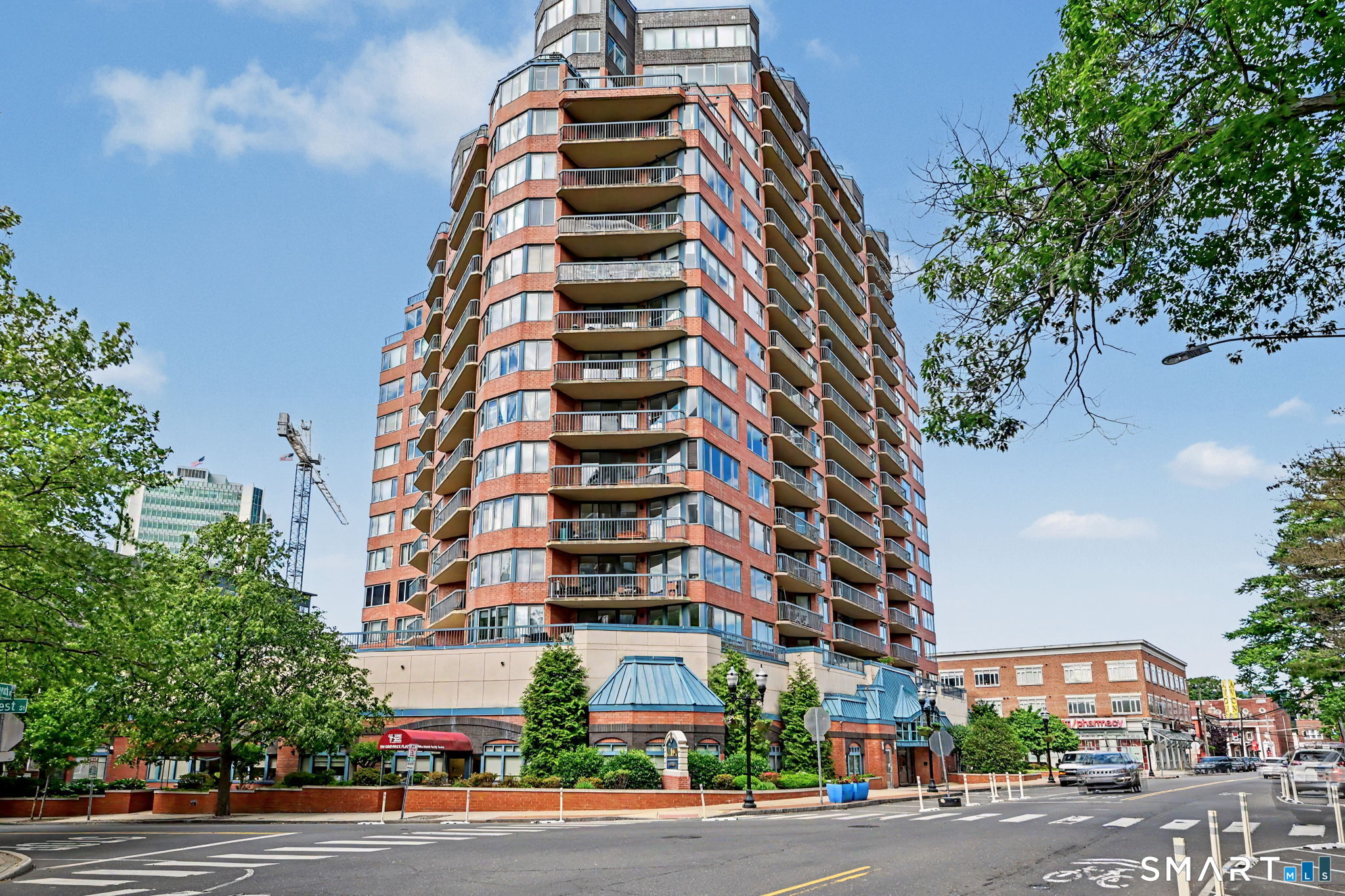 25 Forest Street 11A