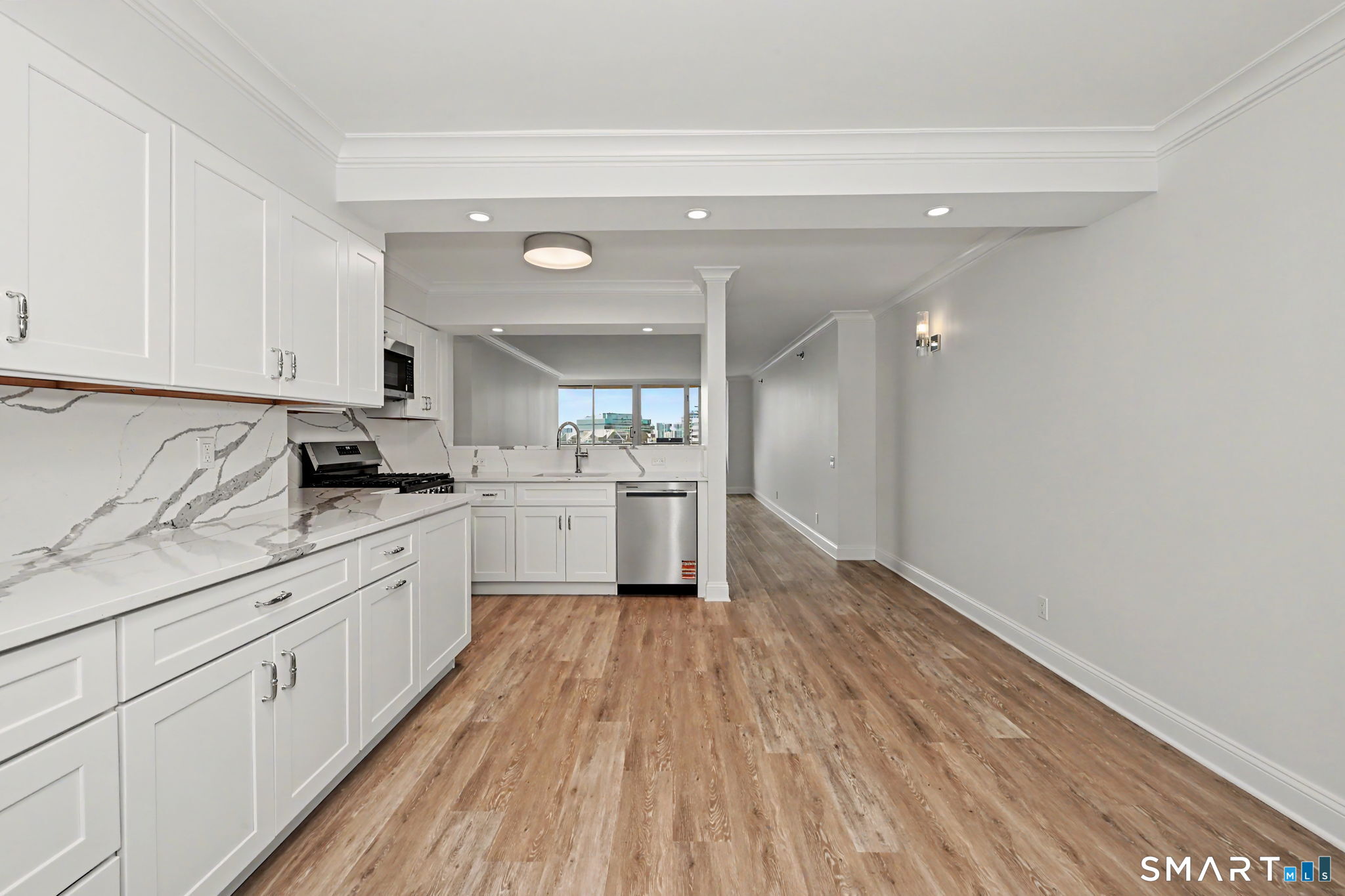 25 Forest Street 11A