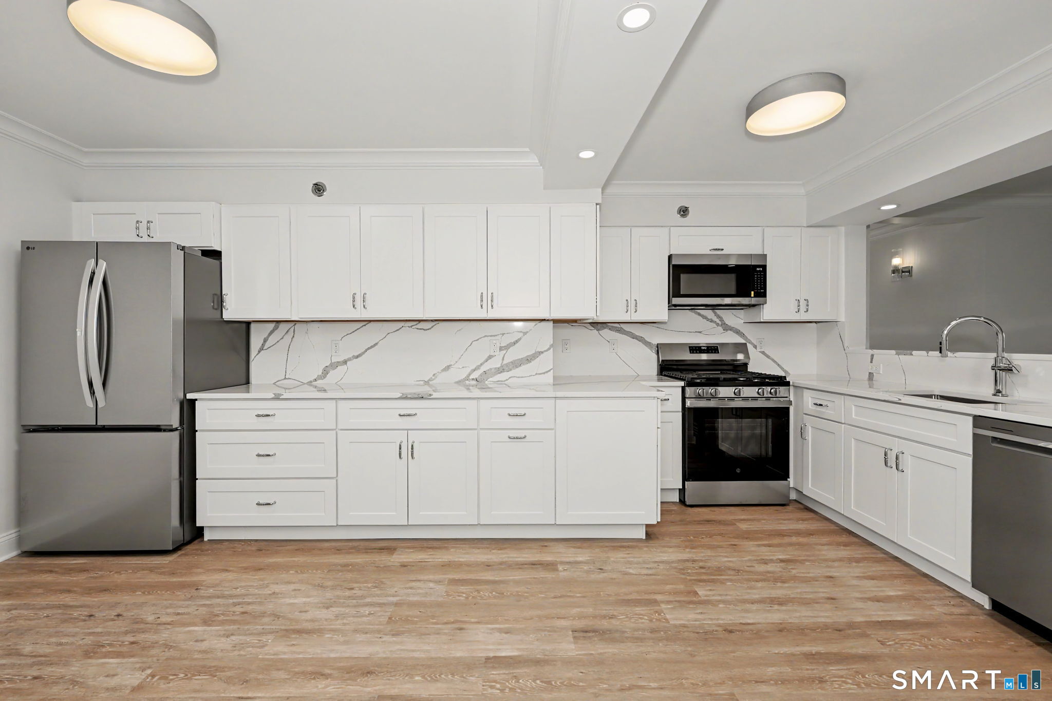 25 Forest Street 11A