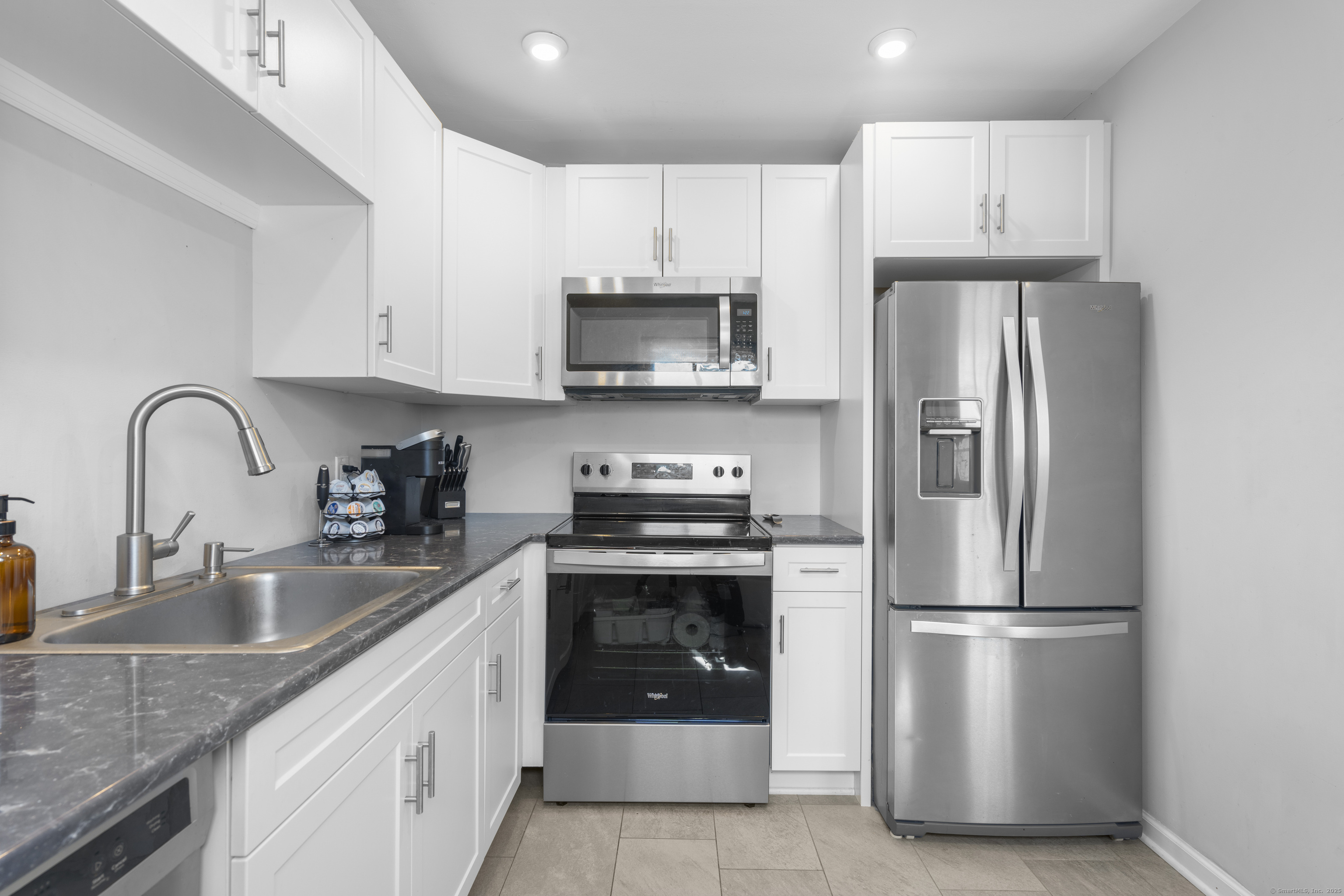 47 Westview Drive, Meriden, Connecticut image 6