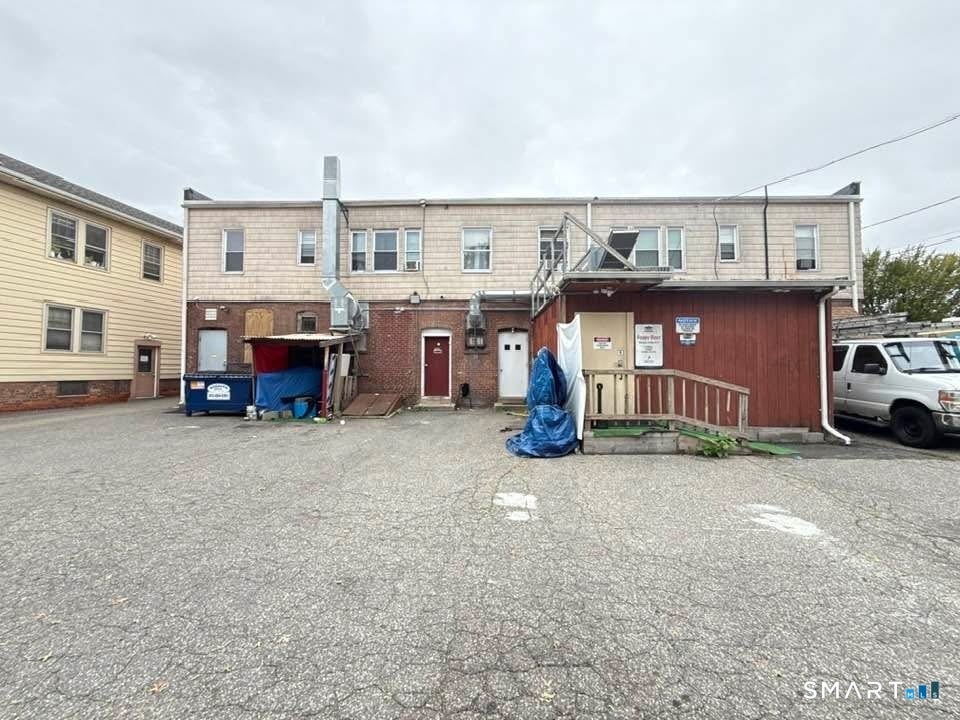 625 Campbell Avenue