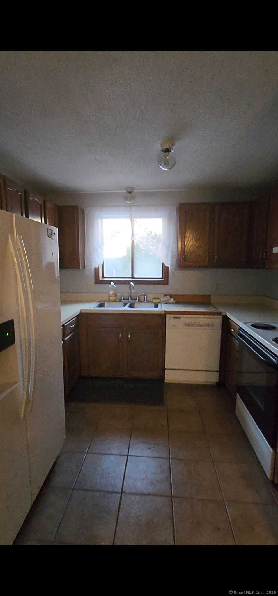 33 Baxter Road 1E