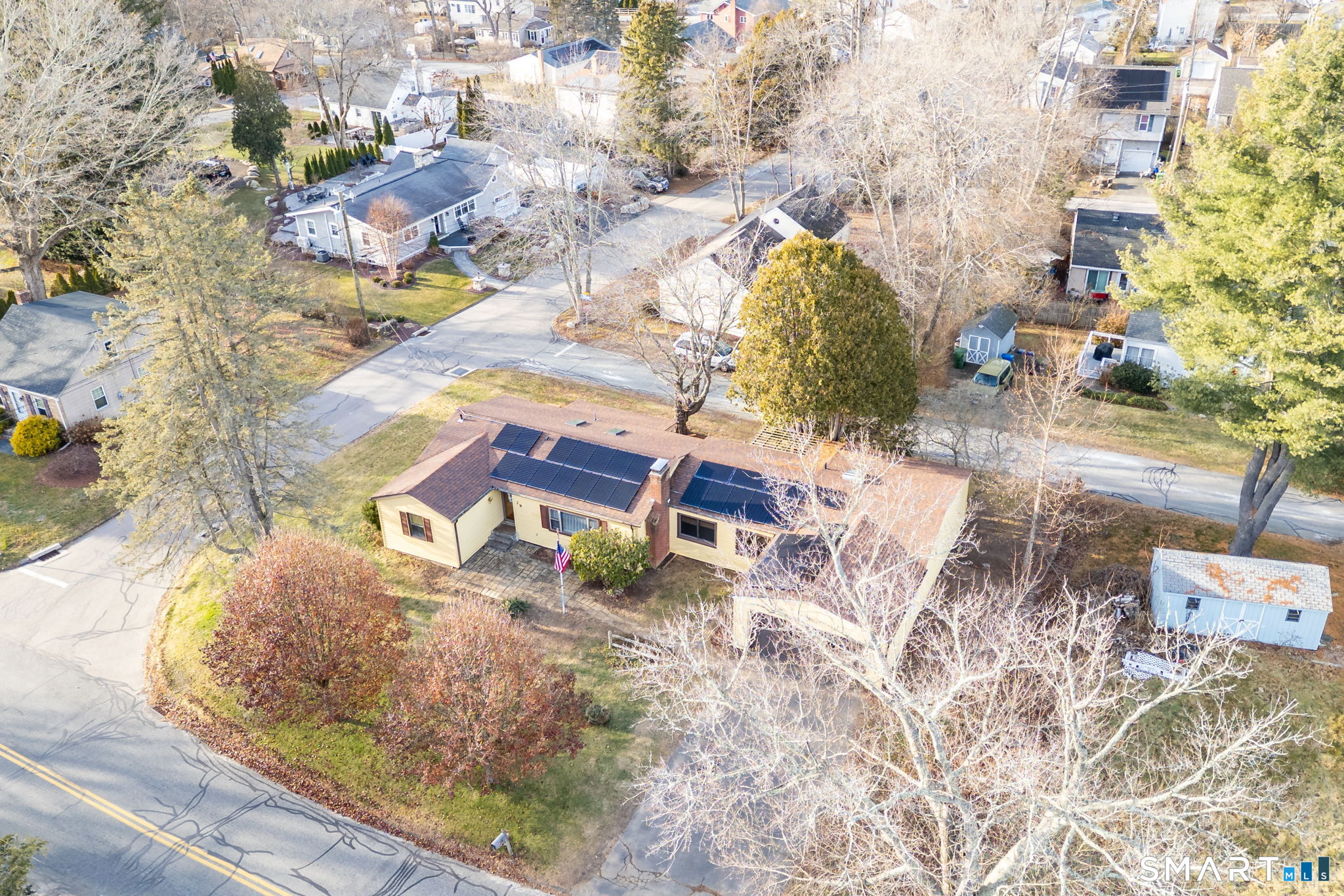 East Hampton, Connecticut 06424, United States, 3 Bedrooms Bedrooms, ,2 BathroomsBathrooms,Residential,Active,257005