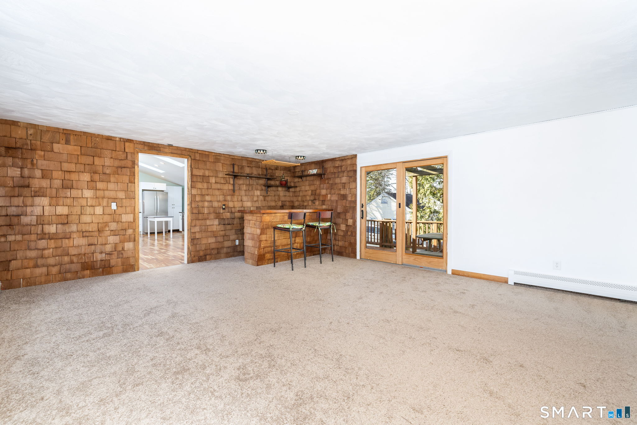 East Hampton, Connecticut 06424, United States, 3 Bedrooms Bedrooms, ,2 BathroomsBathrooms,Residential,Active,257005