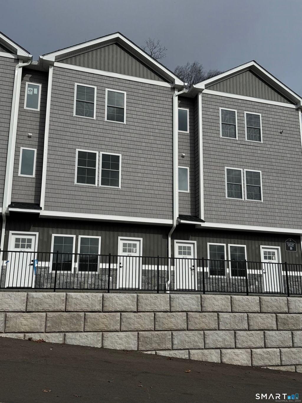 Photo of 243 Echo Lake Road #B10, Watertown, CT 06795 (MLS # 24148685)