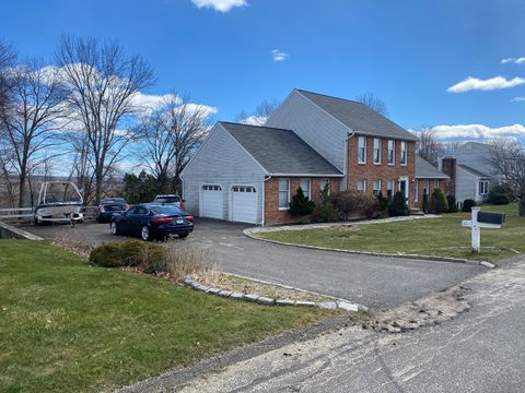 Single Family Residence in Watertown CT 302 Neill Drive.jpg