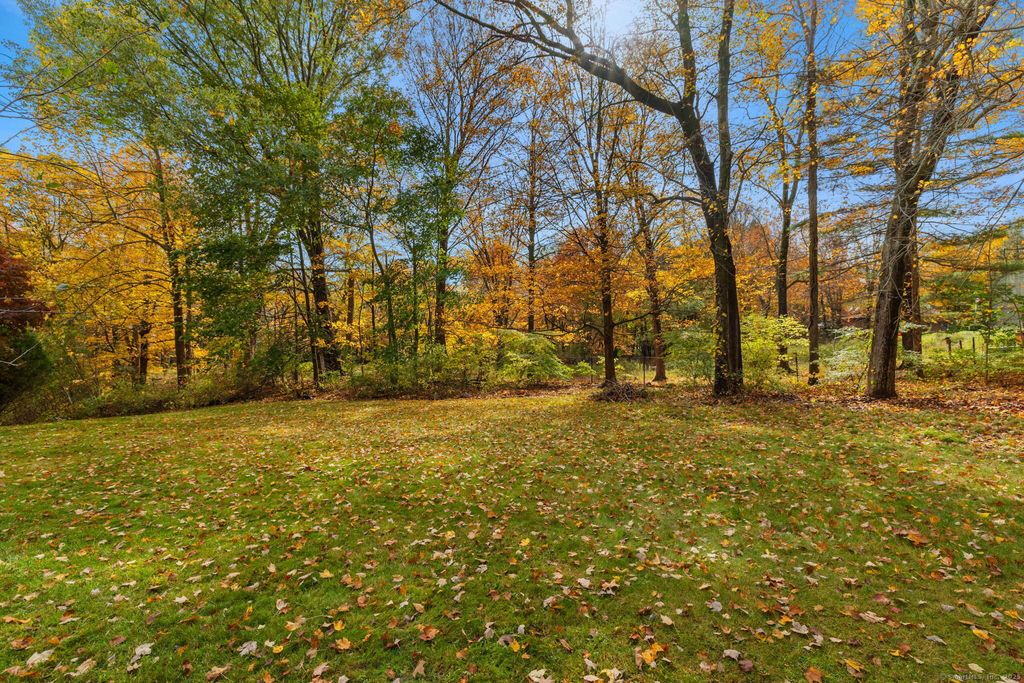 Photo of 2410 Meriden Waterbury TP Road, Southington, CT 06489 (MLS # 24135468)