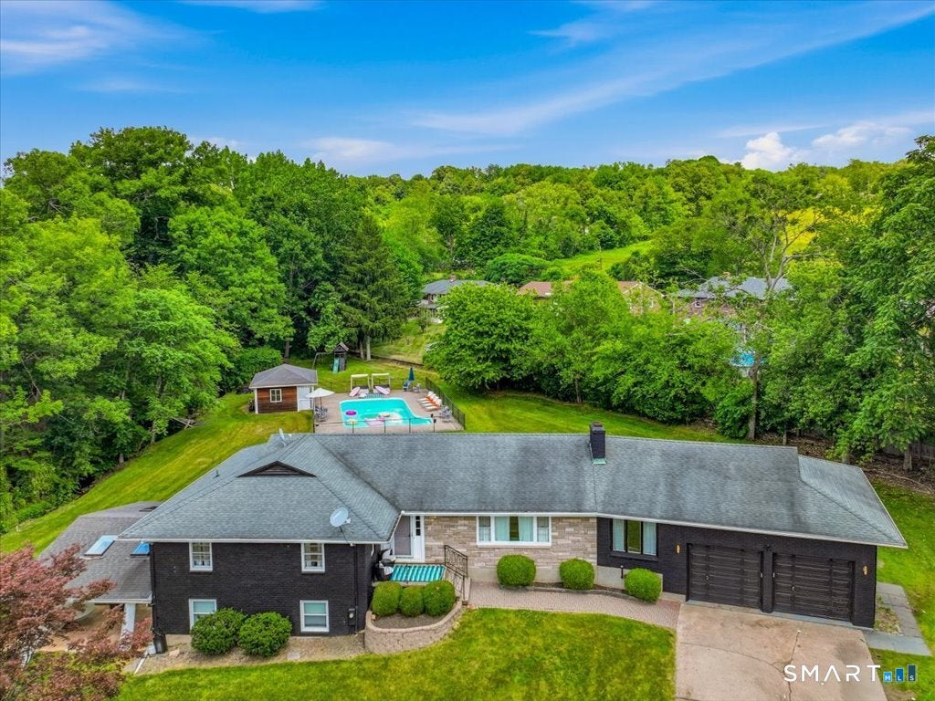41 Sunny Lane