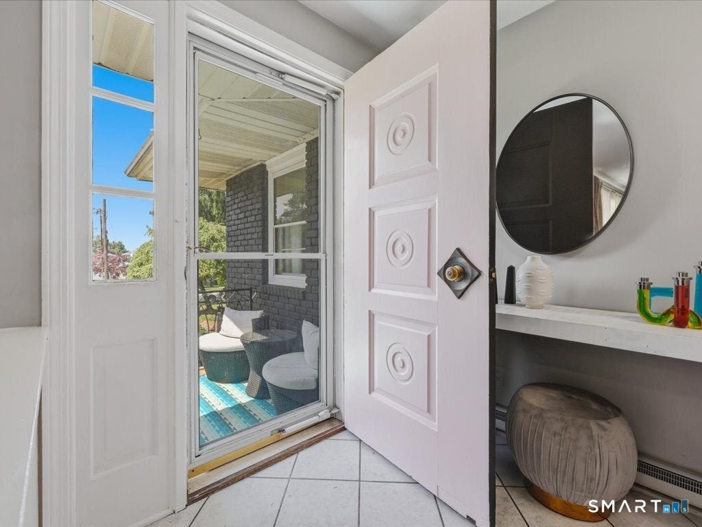 41 Sunny Lane
