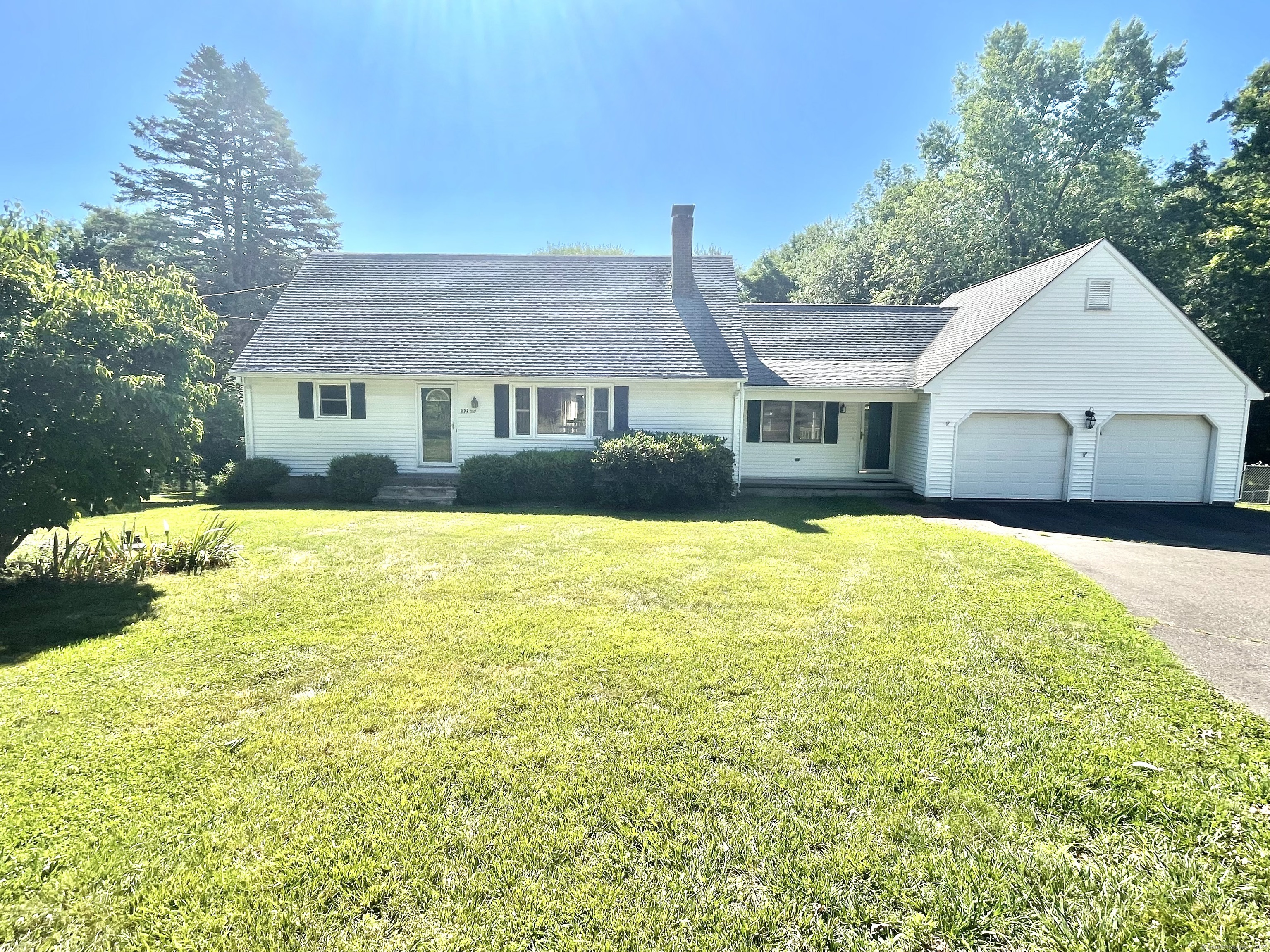 Property for Sale at 109 Holcomb Street, East Granby, Connecticut - Bedrooms: 3 
Bathrooms: 2 
Rooms: 8  - $375,000