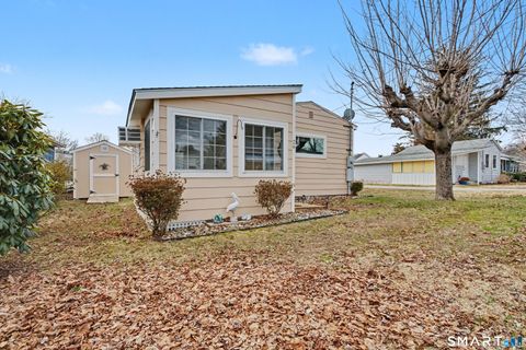 26 North Street Madison CT 06443