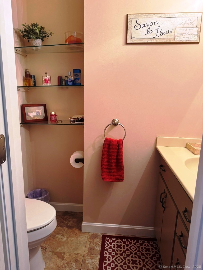 30 Cedar Avenue, Wolcott, Connecticut image 12