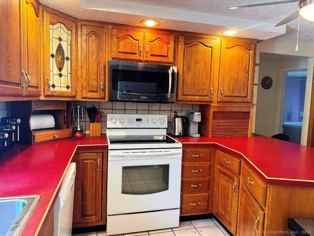 30 Cedar Avenue, Wolcott, Connecticut image 4