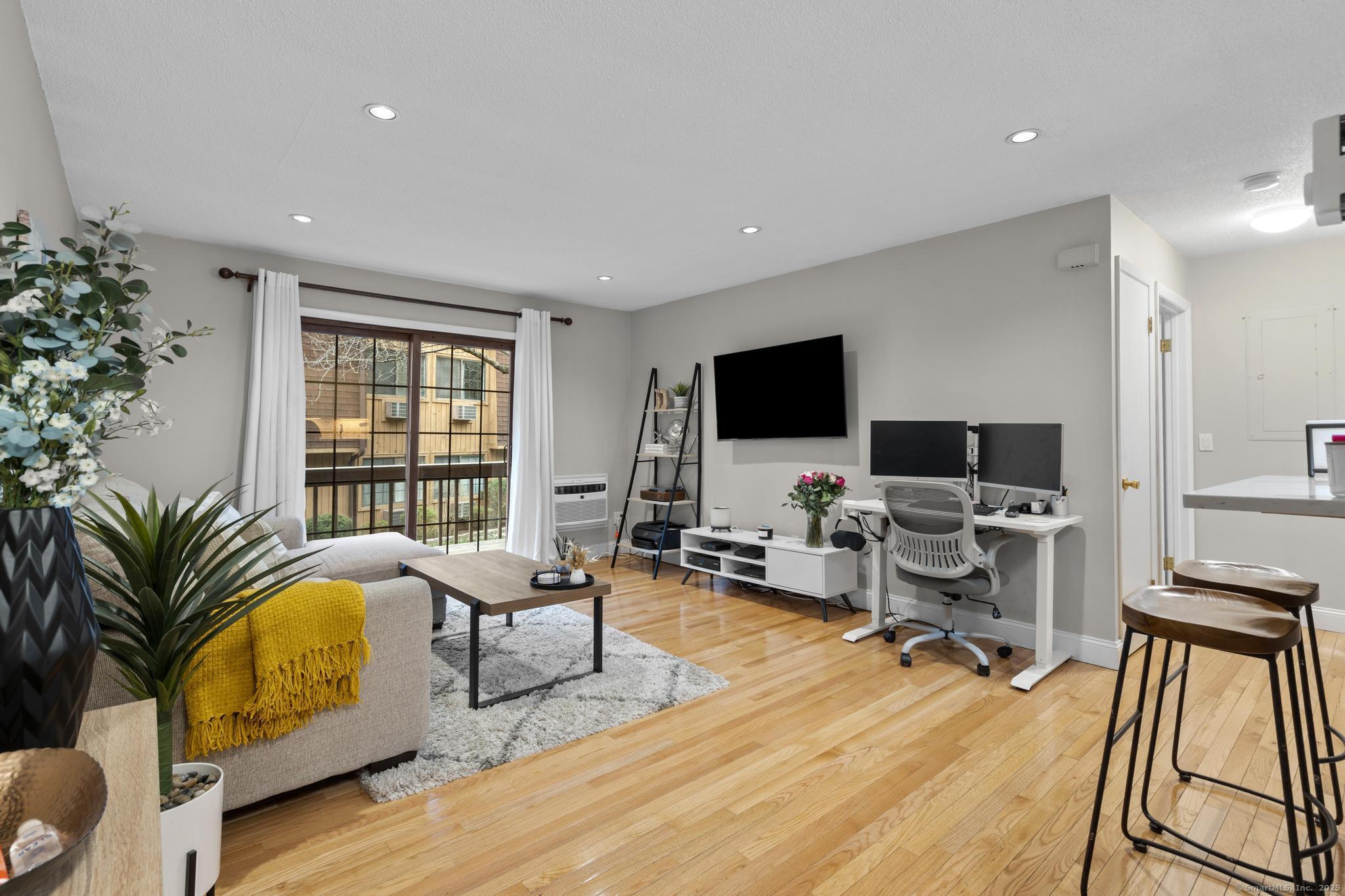 197 Bridge Street #APT 2, Stamford, Connecticut image 2