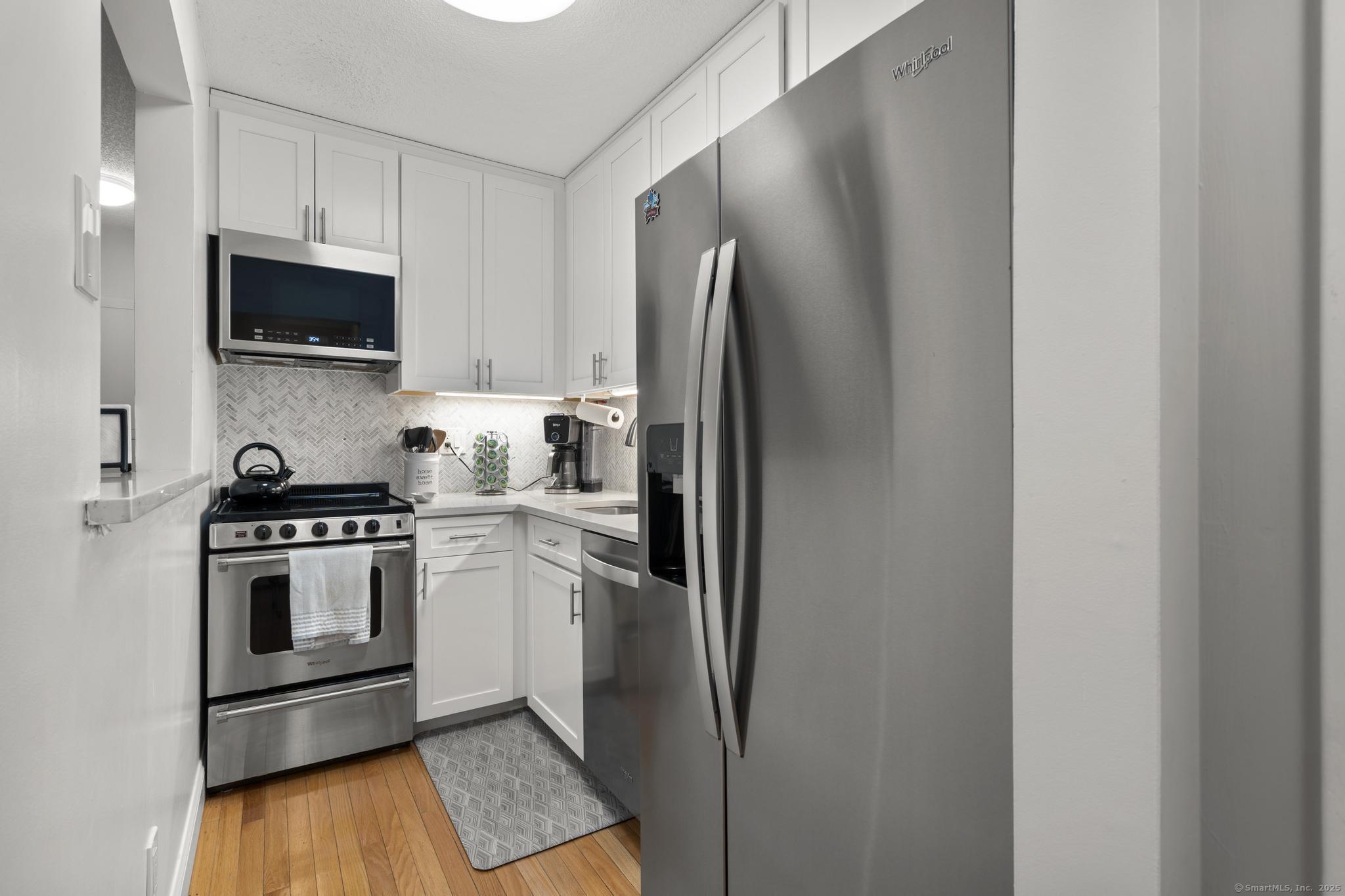 197 Bridge Street #APT 2, Stamford, Connecticut image 7
