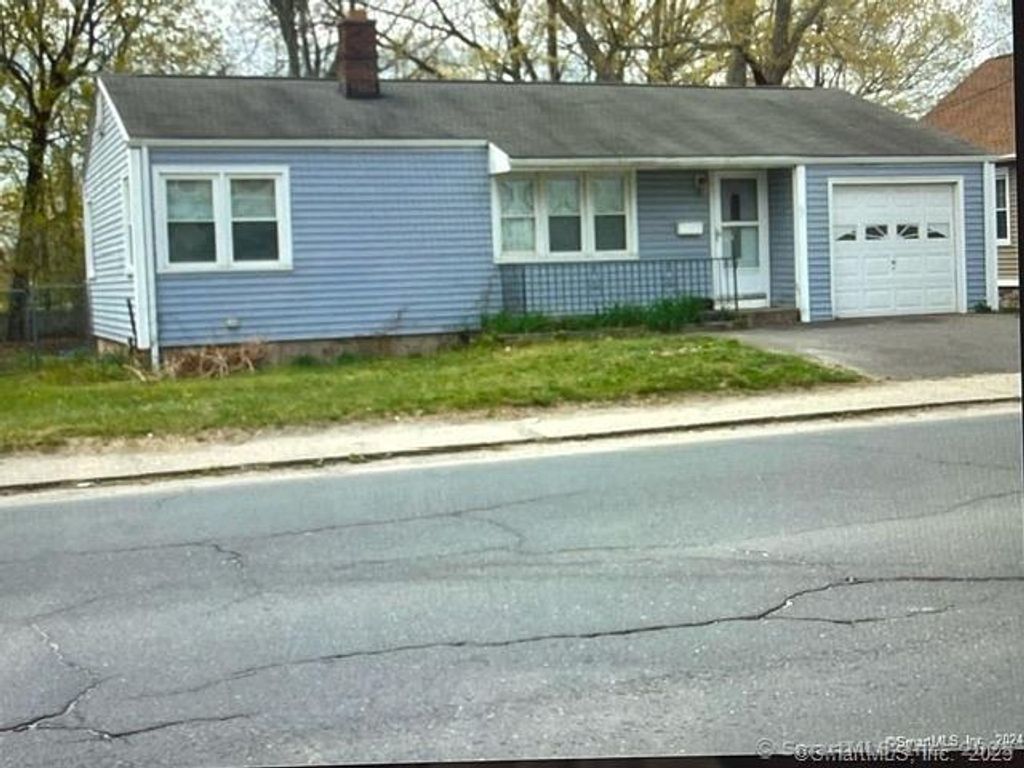 Photo of 555 Frost Road, Waterbury, CT 06705 (MLS # 24144319)