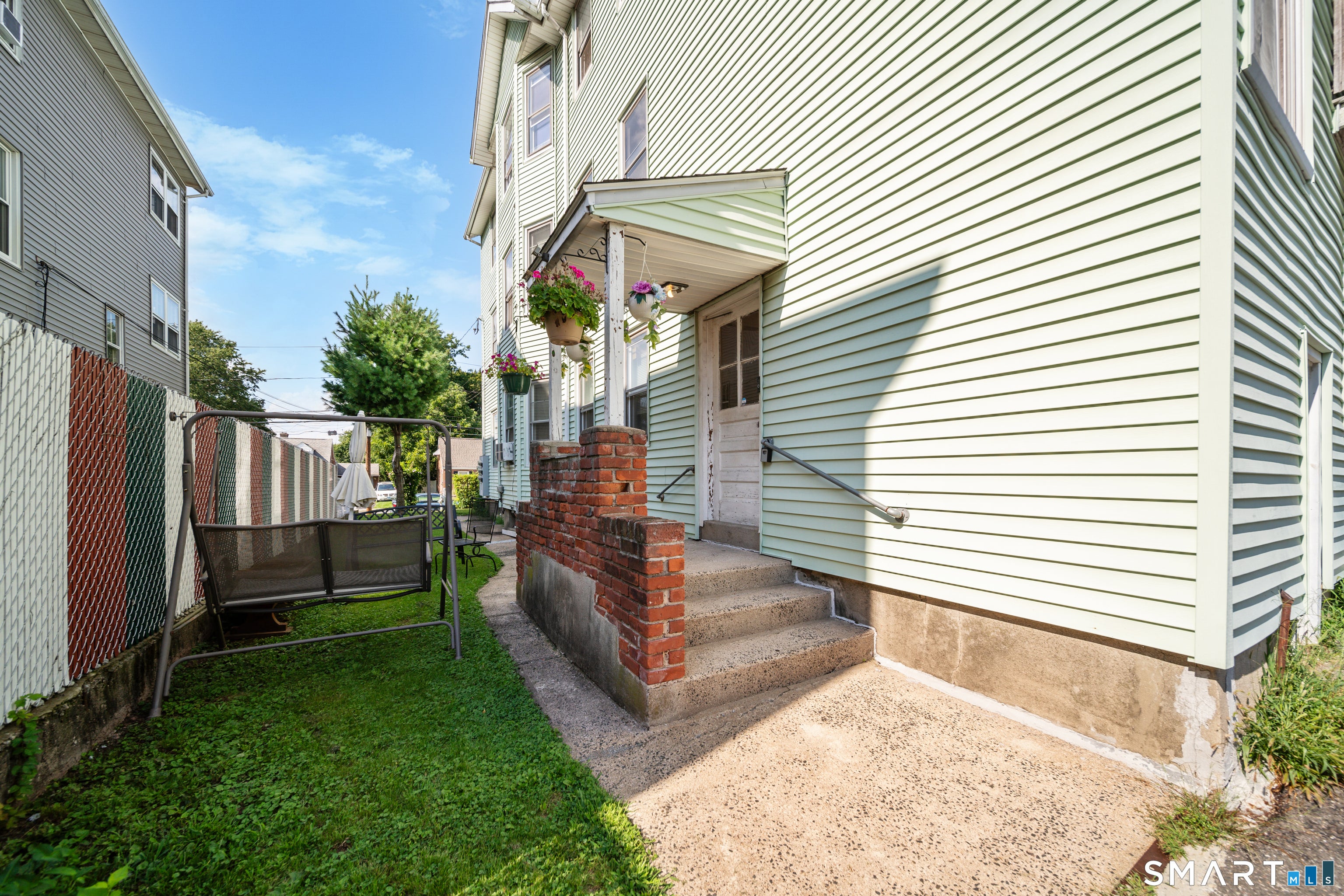 23 Thorniley Street