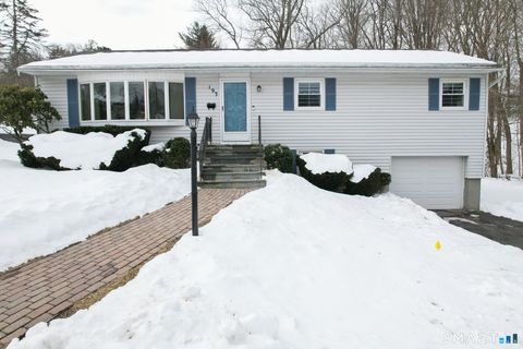 Photo of 193 Plainfield Drive, Watertown, CT 06779 (MLS # 24153244)