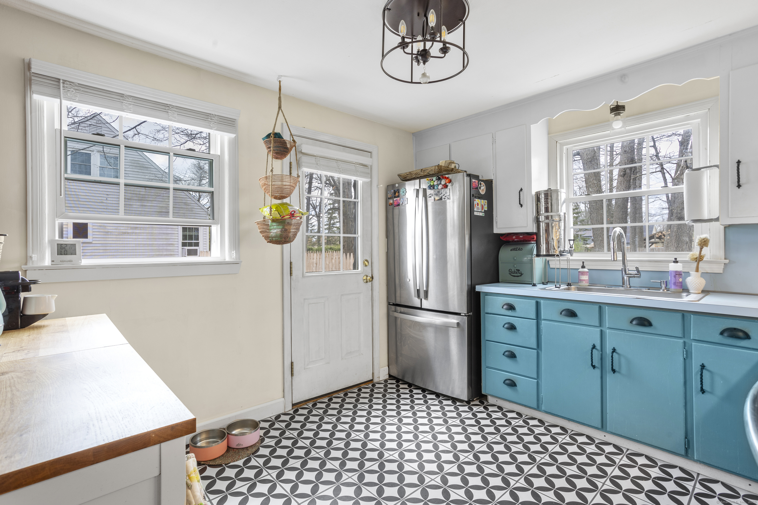 72 White Street, Manchester, Connecticut image 4