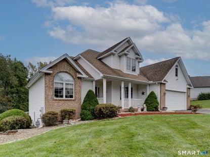 37 Skyview Ter – Investment Home