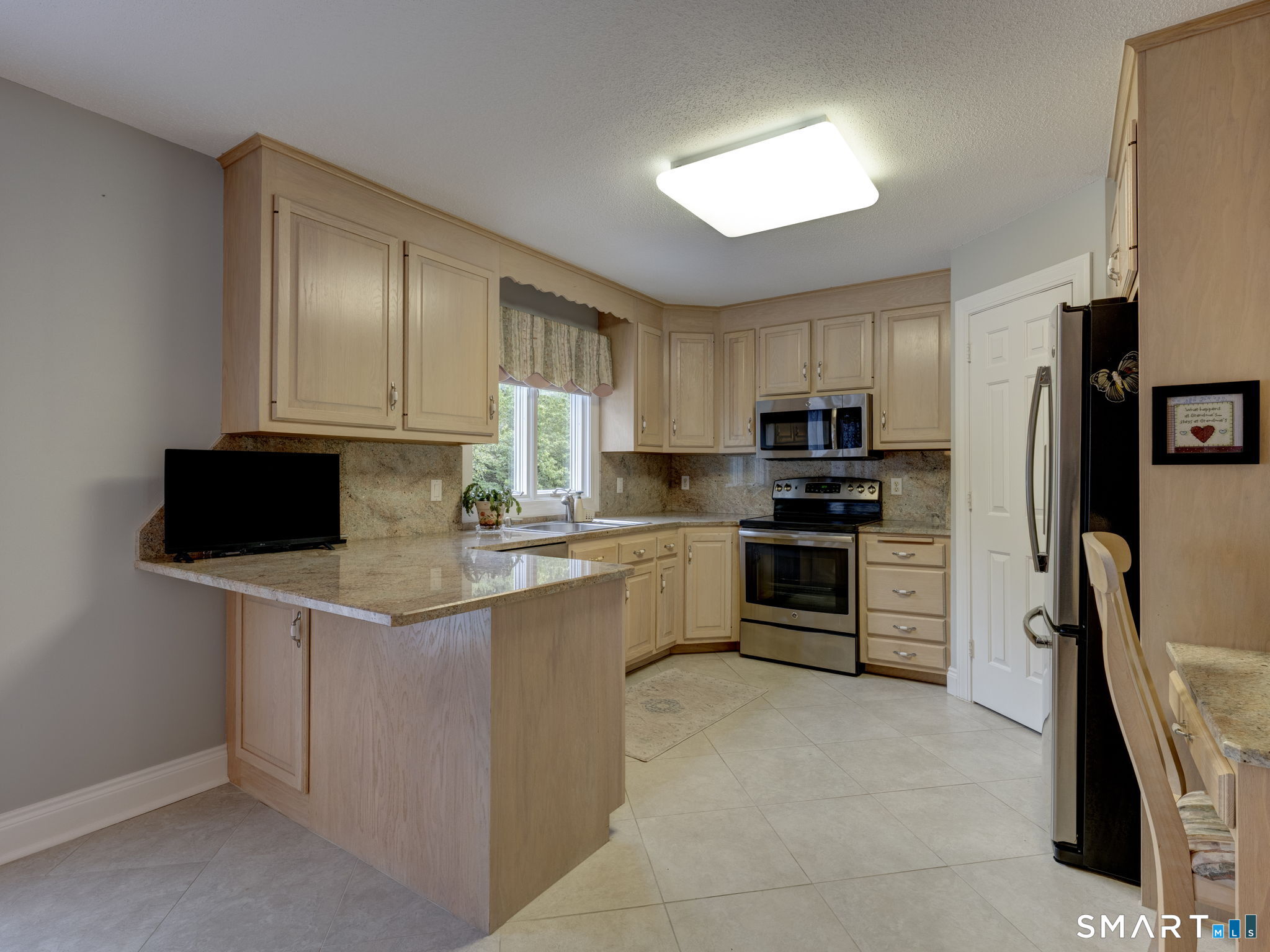 37 Skyview Terrace
