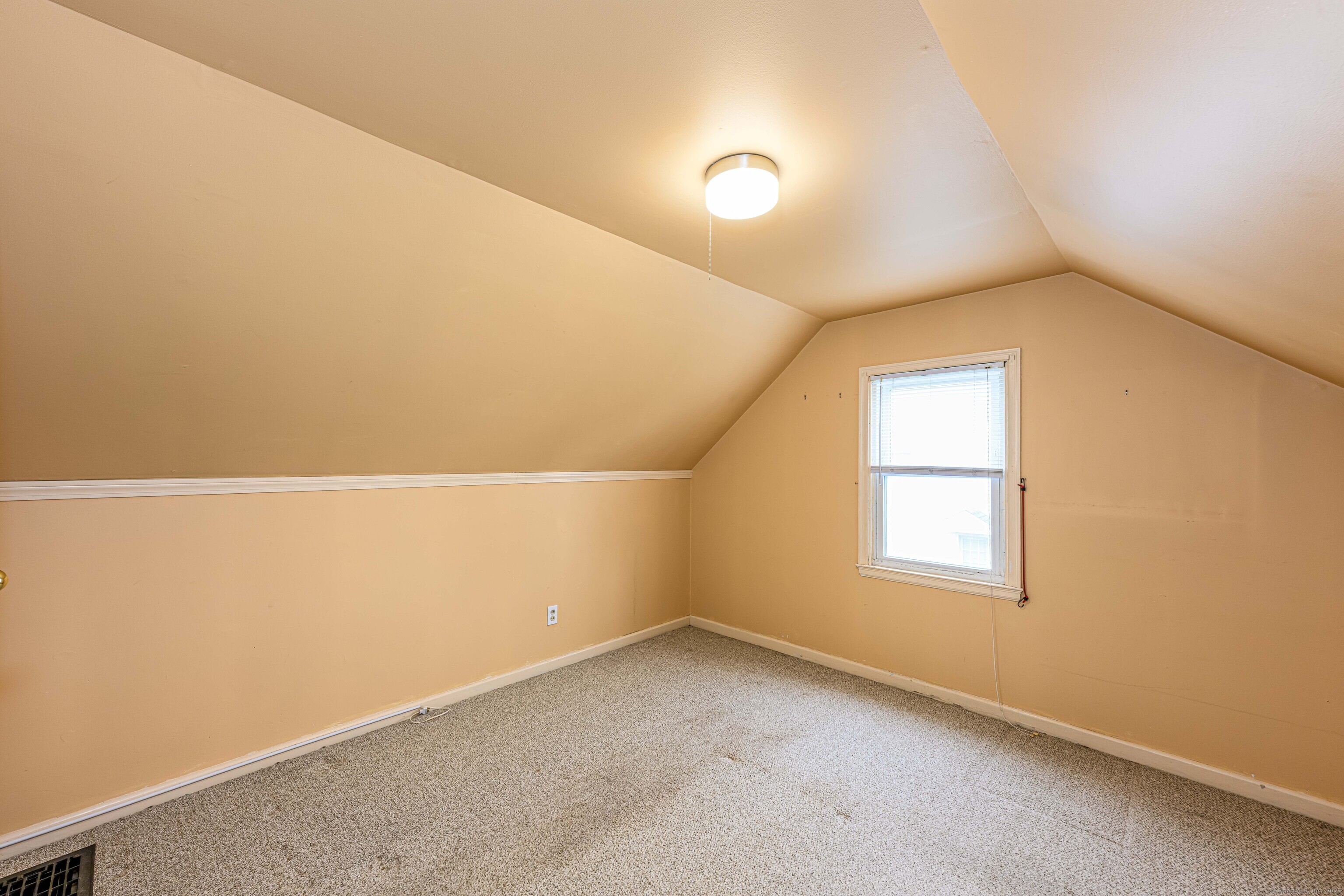 95 Vista Drive, East Haven, Connecticut image 15