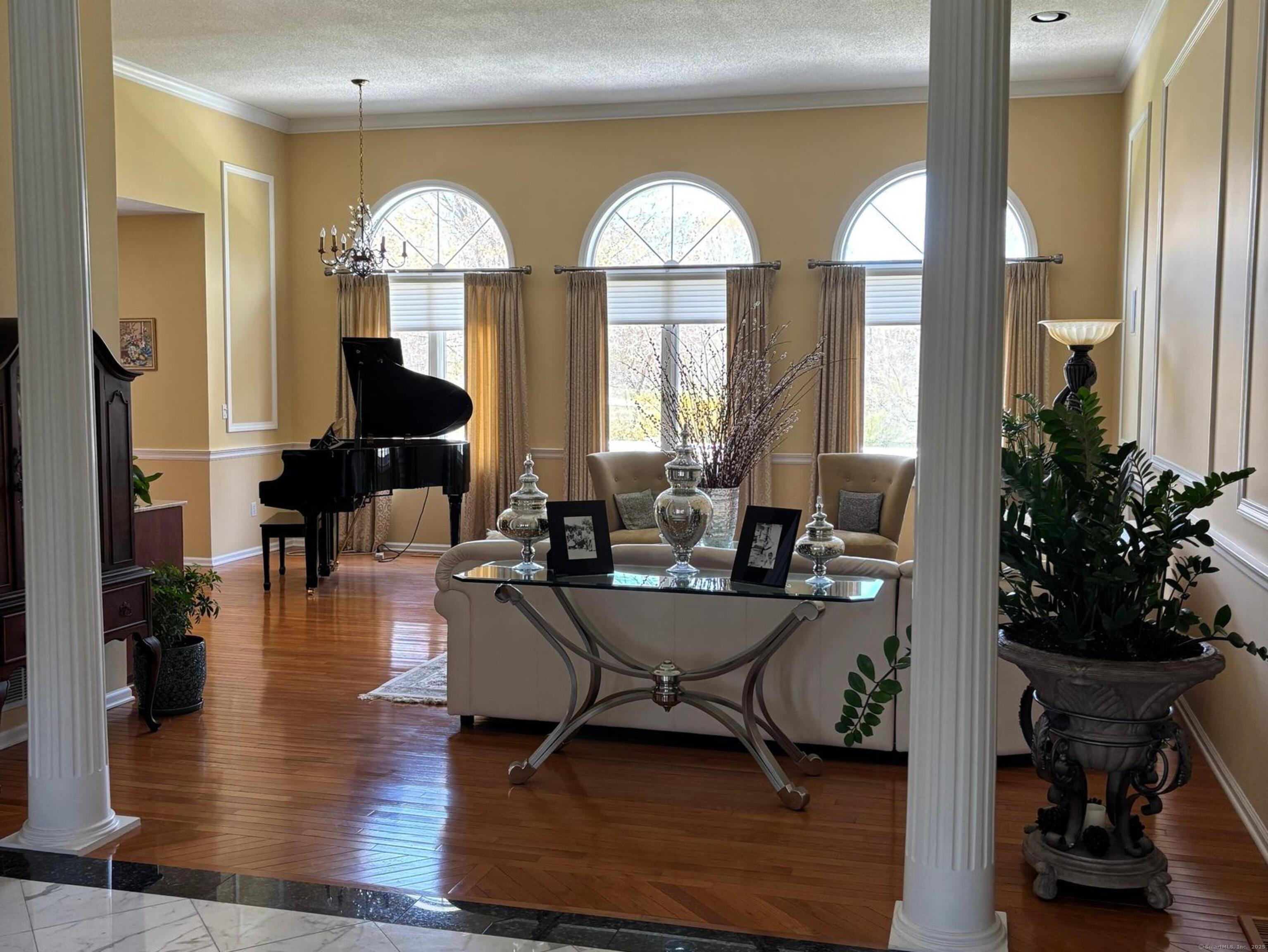 17 Bunker Hill Road, Woodbridge, Connecticut image 6