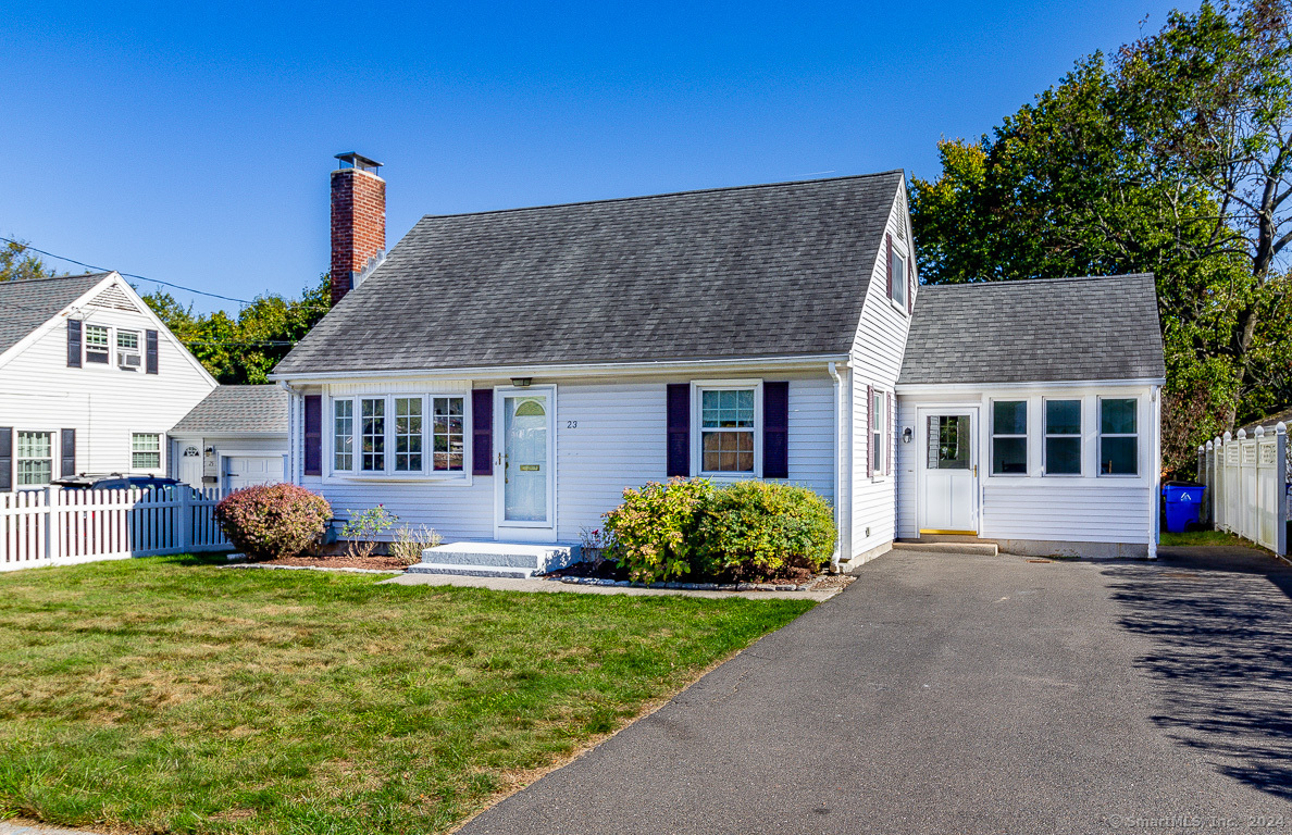 Property for Sale at 23 Chamberlin Drive, West Hartford, Connecticut - Bedrooms: 3 
Bathrooms: 2 
Rooms: 7  - $315,000