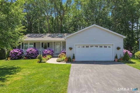 25 Heather Brook Road Montville CT 06382