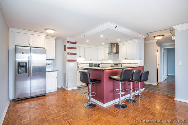 100 Wells Street R802