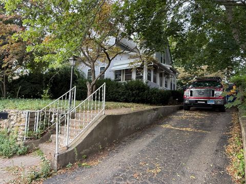 265 Crystal Avenue New London CT 06320