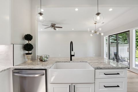 134 Heritage Village B Southbury CT 06488
