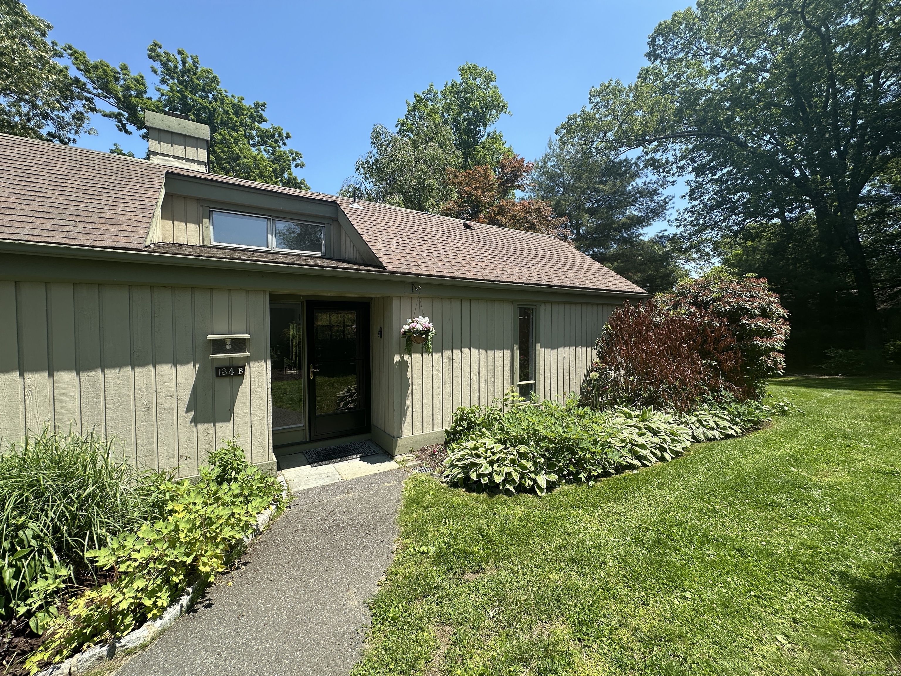 134 Heritage Village B