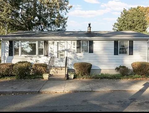 Photo of 20 Parker Place, Branford, CT 06405 (MLS # 24142217)