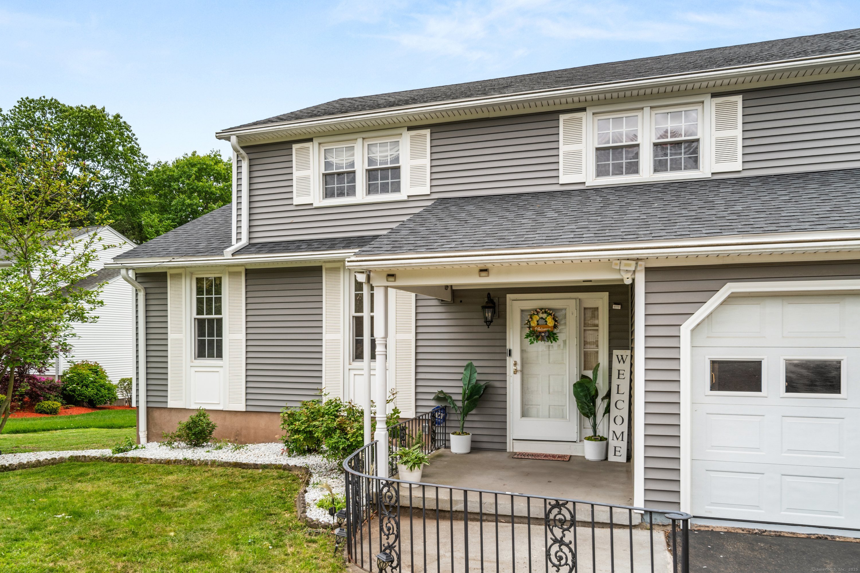 16 Pine Meadow Road