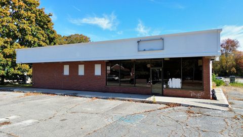MLS: 24055206