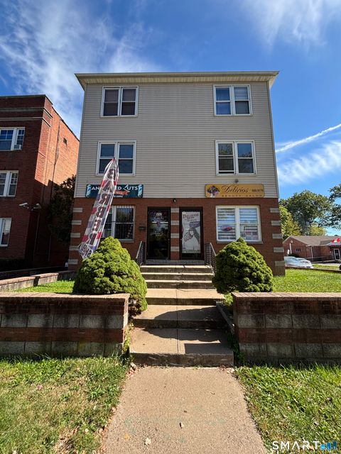 Tiny photo for 552 Franklin Avenue #Floor 2, Hartford, CT 06114 (MLS # 24147799)