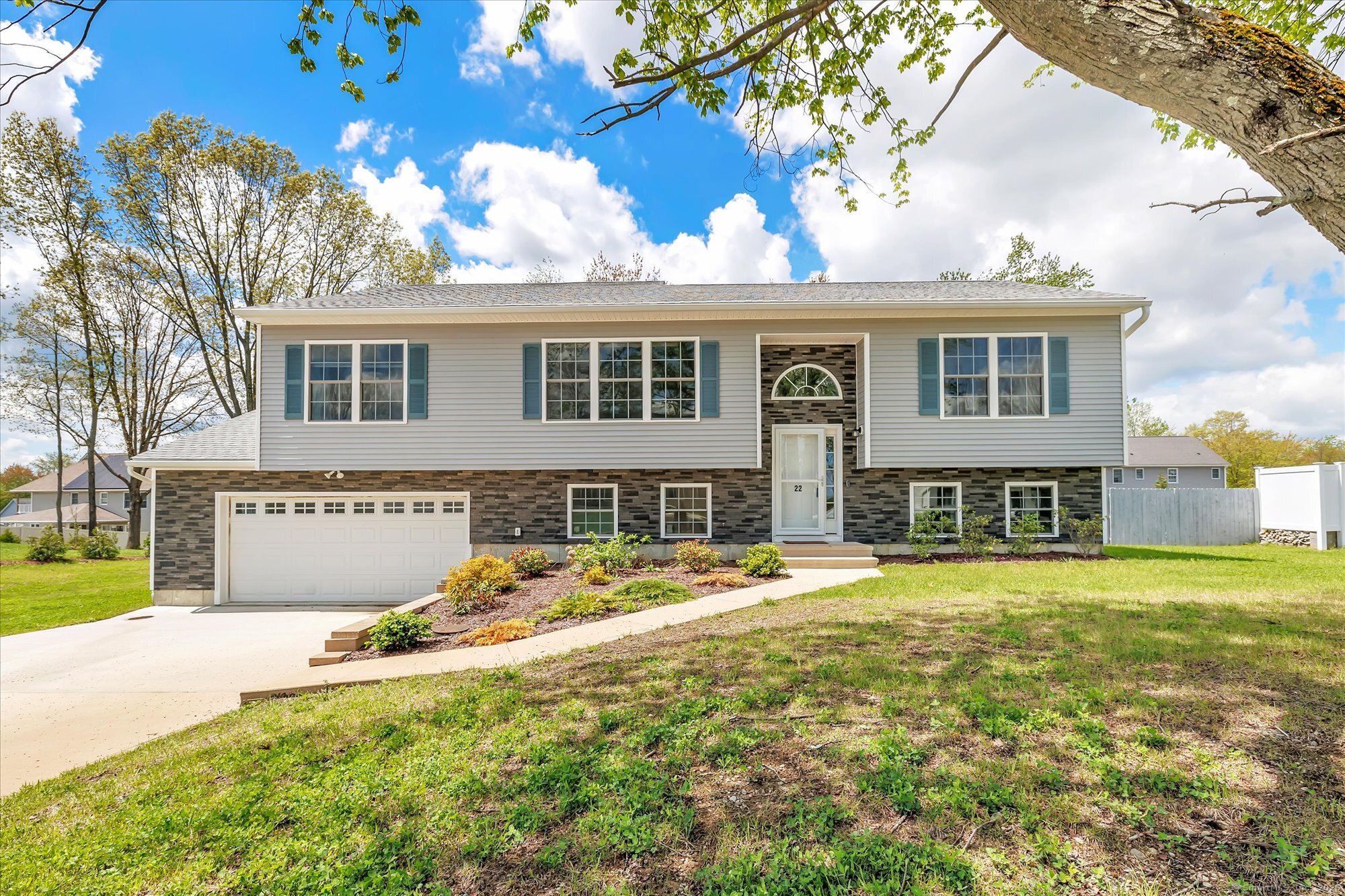 22 Pear Tree Drive, Naugatuck, Connecticut image 1