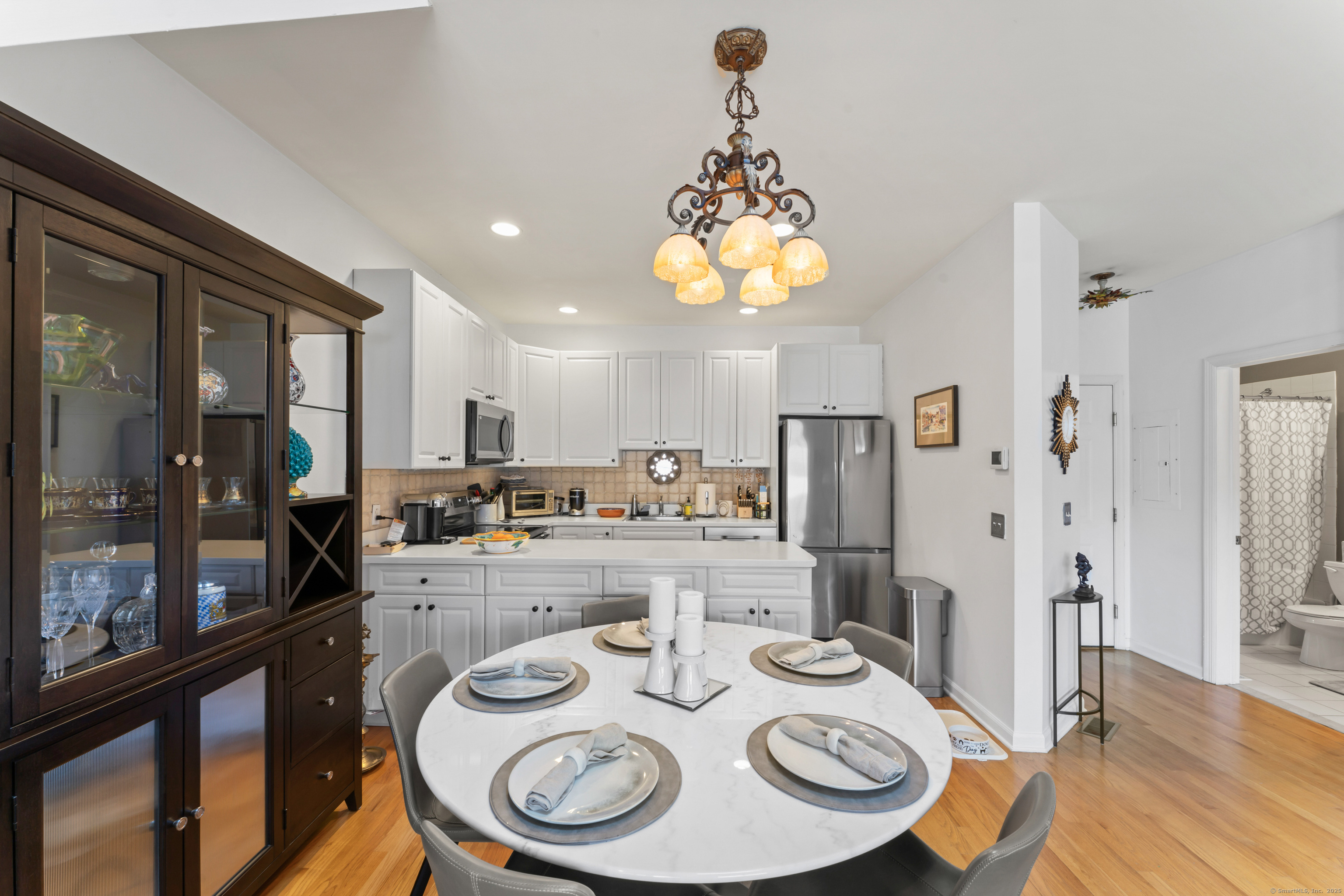 2435 Bedford Street #21BB, Stamford, Connecticut image 9