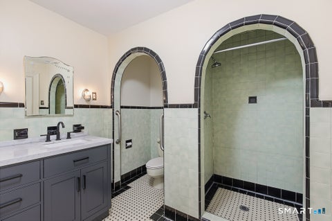 Tiny photo for 10 Vista Terrace, New Haven, CT 06515 (MLS # 24209415)