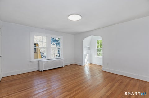 Tiny photo for 10 Vista Terrace, New Haven, CT 06515 (MLS # 24209415)