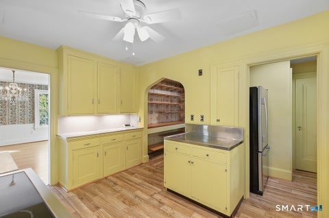 Tiny photo for 10 Vista Terrace, New Haven, CT 06515 (MLS # 24209415)
