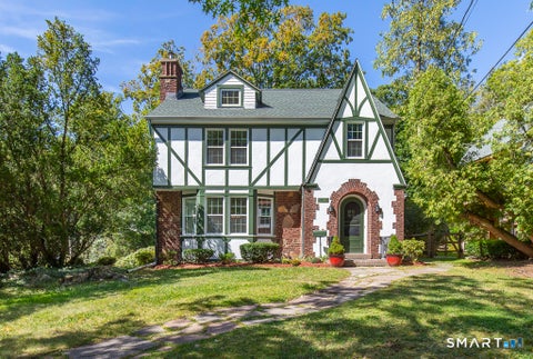 Tiny photo for 10 Vista Terrace, New Haven, CT 06515 (MLS # 24209415)