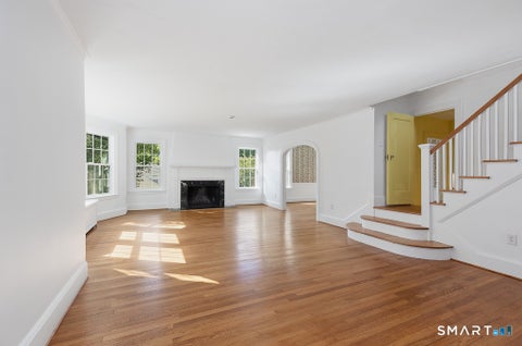 Tiny photo for 10 Vista Terrace, New Haven, CT 06515 (MLS # 24209415)