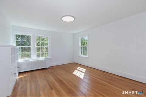 Tiny photo for 10 Vista Terrace, New Haven, CT 06515 (MLS # 24209415)