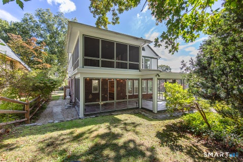 Tiny photo for 10 Vista Terrace, New Haven, CT 06515 (MLS # 24209415)
