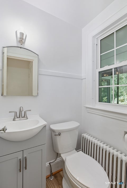 Tiny photo for 10 Vista Terrace, New Haven, CT 06515 (MLS # 24209415)