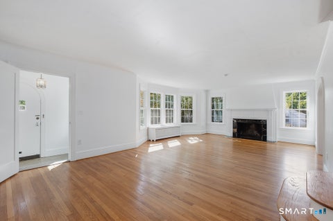 Tiny photo for 10 Vista Terrace, New Haven, CT 06515 (MLS # 24209415)